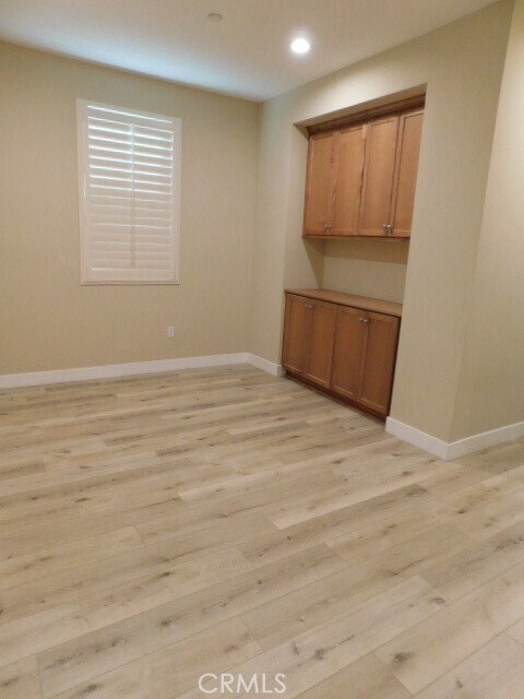 Building Photo - 299 E Arrow Hwy