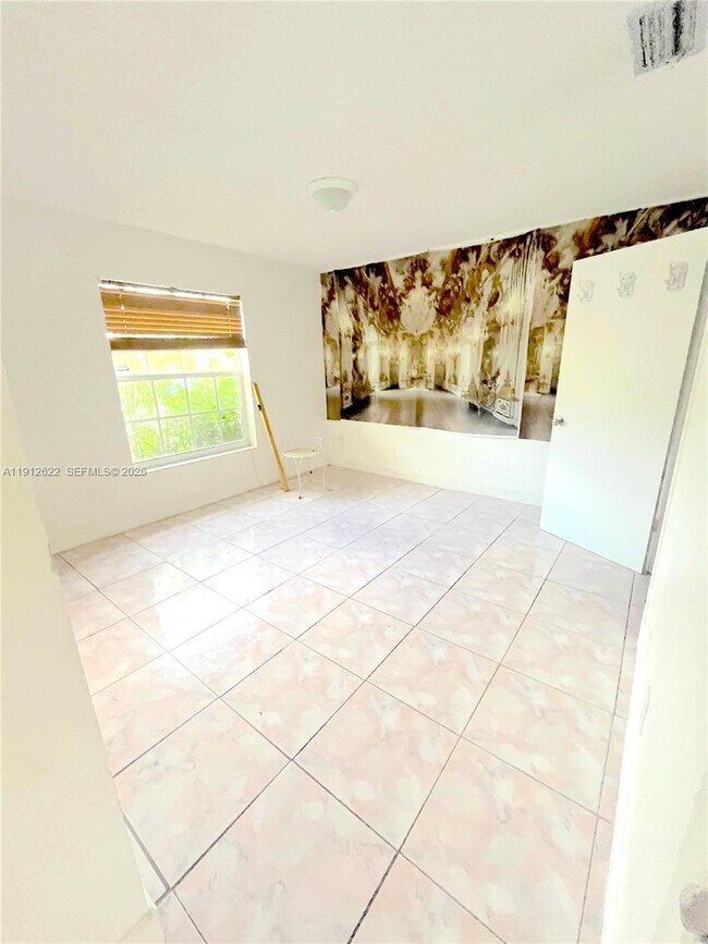 Building Photo - 18240 NW 41st Pl