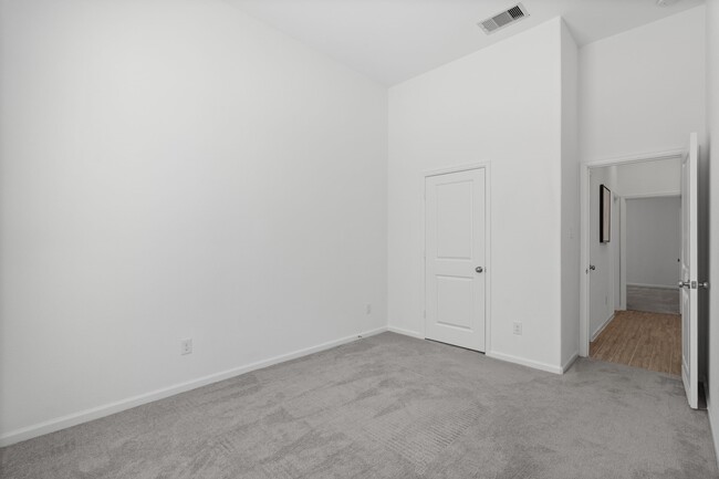 Building Photo - 3612 Paloma Fls Ln