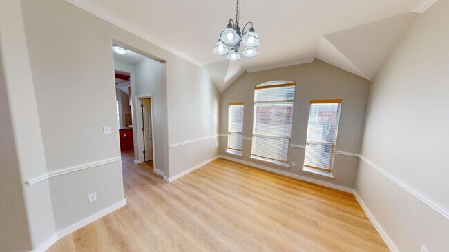 Building Photo - Elegant home in Pflugerville with great fe...