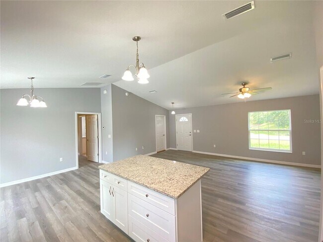 Building Photo - 2458 SW 170th Loop