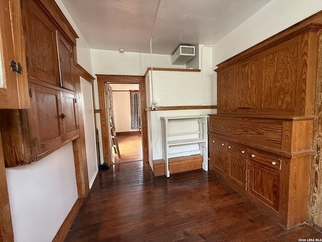 Building Photo - 111 Leigh St