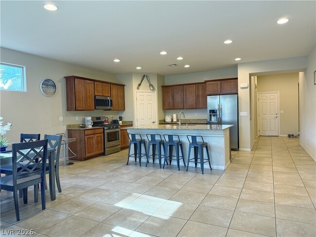 Building Photo - 3548 E Tompkins Ave