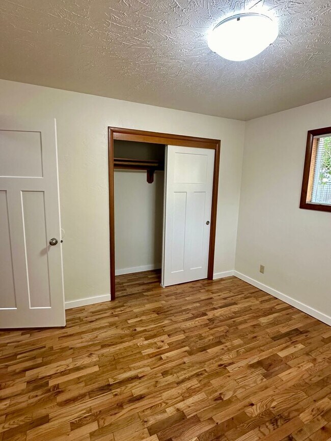 Building Photo - gbgh