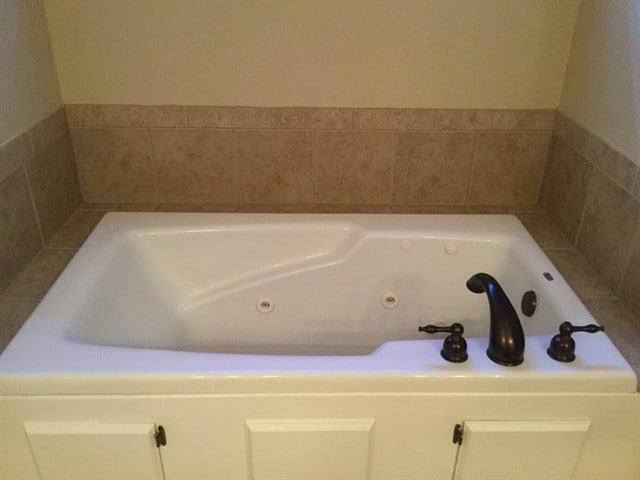 Building Photo - 5966 Armadale Dr