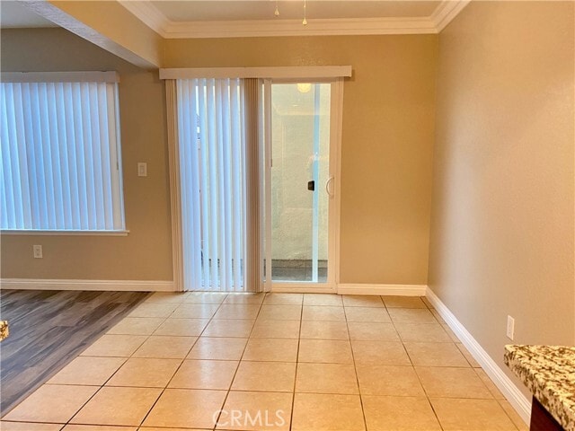 Building Photo - 12422 Cuesta Dr