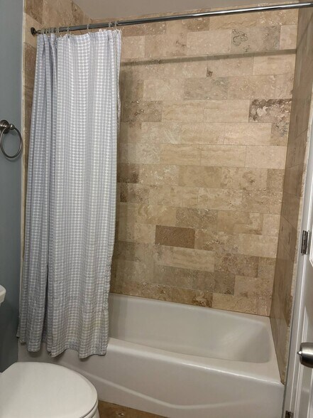 Building Photo - 53 Rockvale Cir