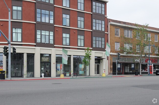 Primary Photo - Adeline Place