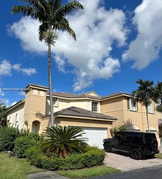 Primary Photo - 5500 NW 113th Ct