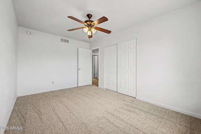 Building Photo - 5439 W Becker Ln