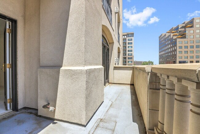 Building Photo - $3,095.00, stunning 2-bedroom, 2-bathroom ...