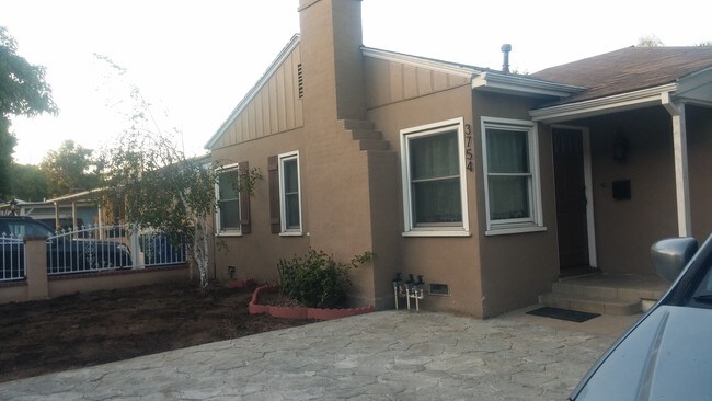 Building Photo - 3754 Tuller Ave