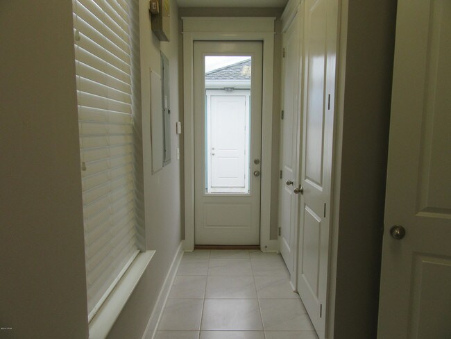 Building Photo - 1117 Blazing Star St