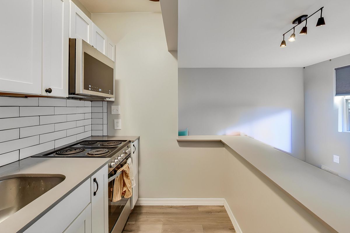 Building Photo - 1750 N Wells St