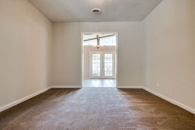 Building Photo - No Application Fees*