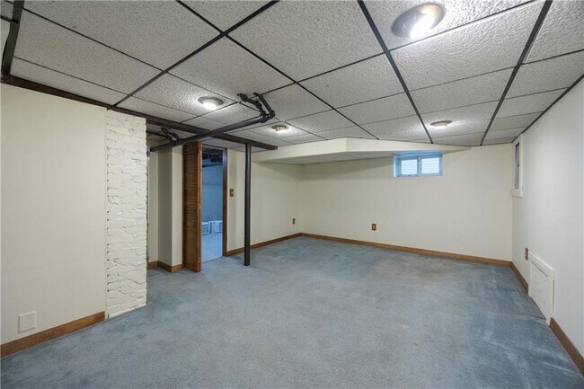 Building Photo - 200 Woodward Ave