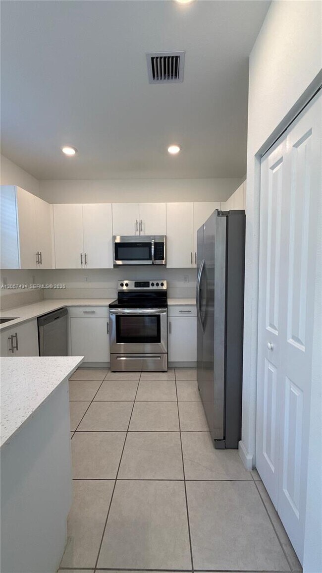 Building Photo - 24580 SW 119th Ct