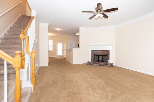 Building Photo - Price Drop Alert!  Beautiful Townhome in K...