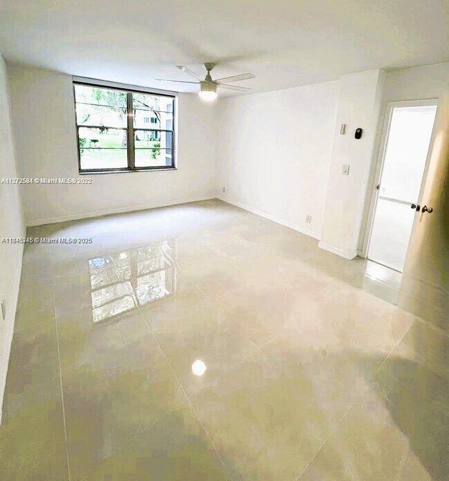 Building Photo - 2600 NW 49th Ave