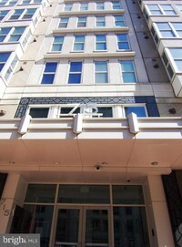 Building Photo - 715 6th St NW