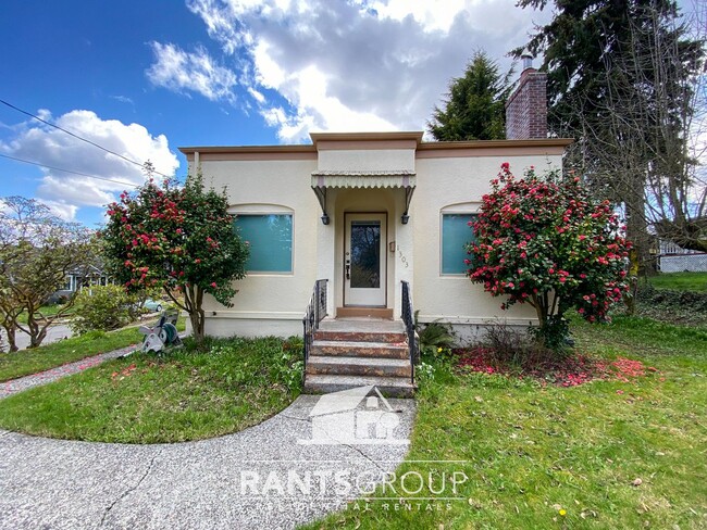 Primary Photo - Charming & bright westside 2 bed, 1 bath o...