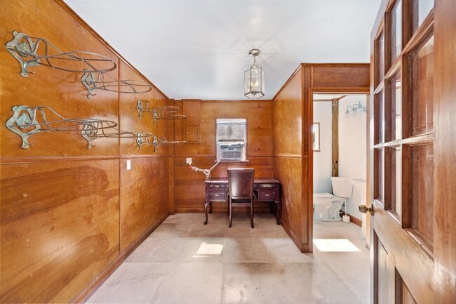 Building Photo - 13717 E Citrus Dr