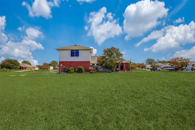 Building Photo - 640 Lake Shadow Dr