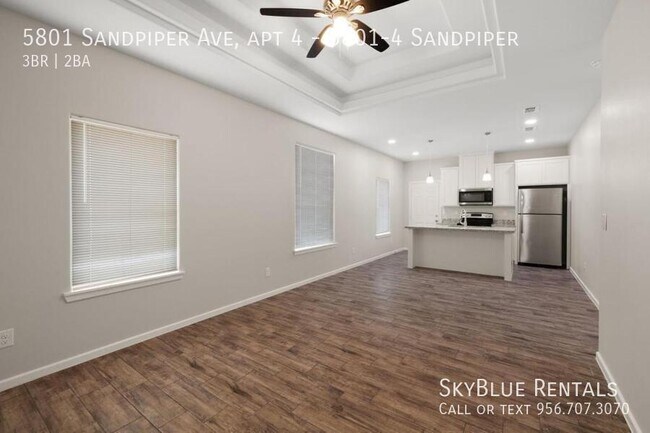 Building Photo - 5801 Sandpiper Ave