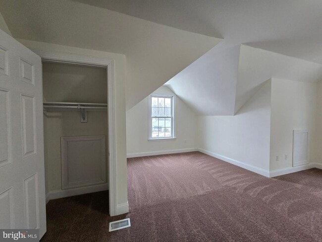 Building Photo - 271 Ashton Ct