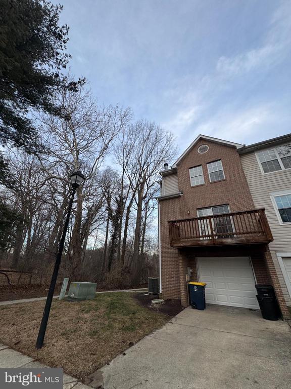 Building Photo - 4641 Deepwood Ct