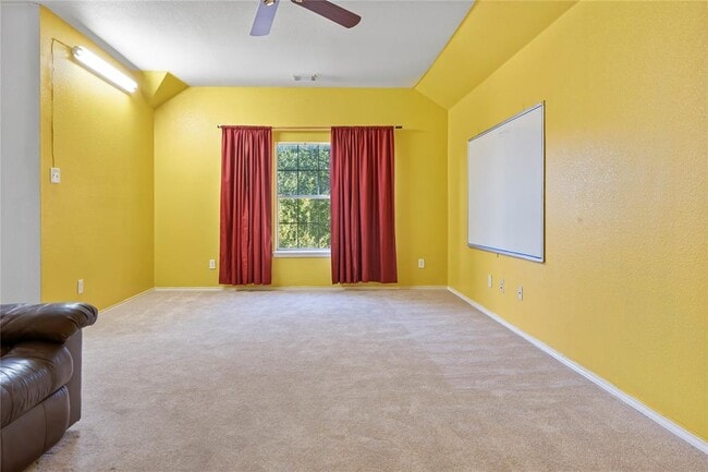 Building Photo - 2306 Hayfield Square