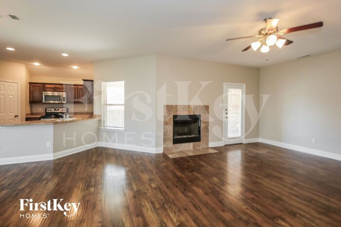 Building Photo - 1202 Jessie Ln