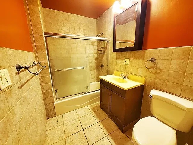 Building Photo - 306 Lewis Ave