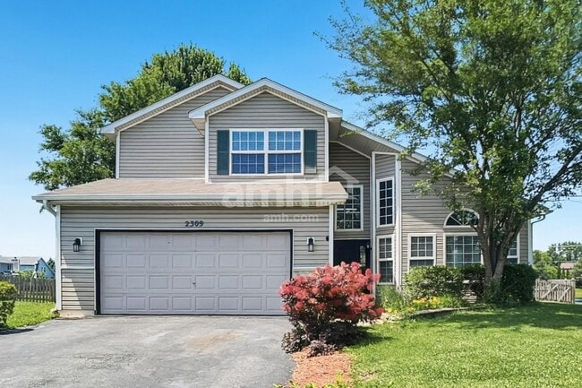 Building Photo - 2309 White Eagle Dr