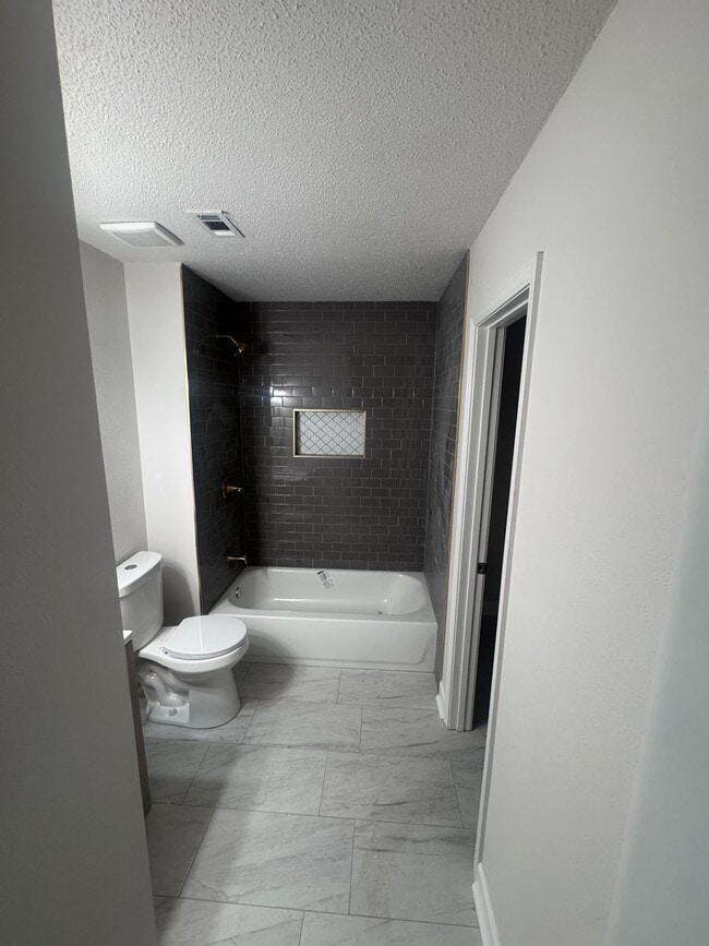 Building Photo - 2616 Arc Rd