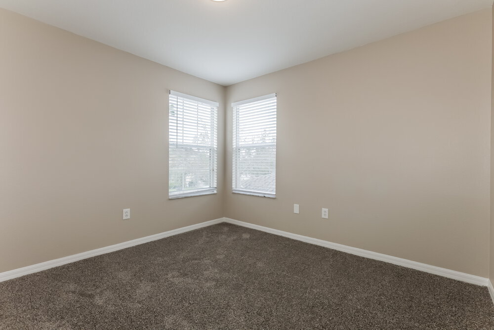 Building Photo - 10721 Shady Preserve Dr