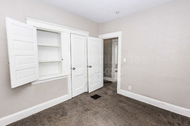 Building Photo - 3390 E 135th St