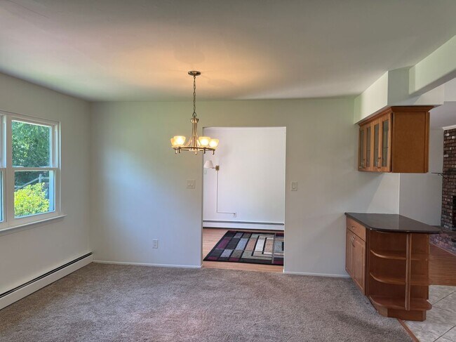 Building Photo - 3 Janis Ln