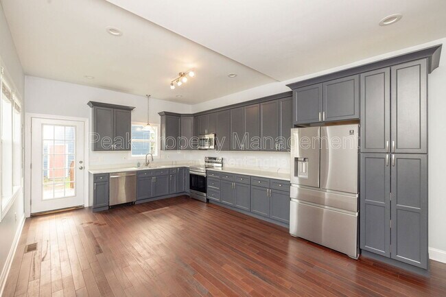 Building Photo - 2615 North Ave