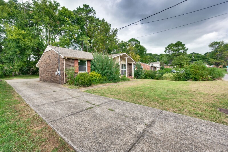 Primary Photo - 5409 Country Dr