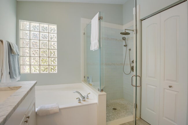 Building Photo - 11949 Rosetree Terrace