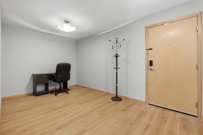 Building Photo - 8206 Starr Grass Dr