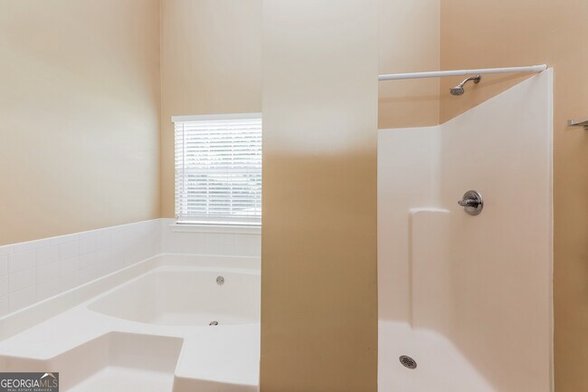 Building Photo - 4860 Bald Eagle Way