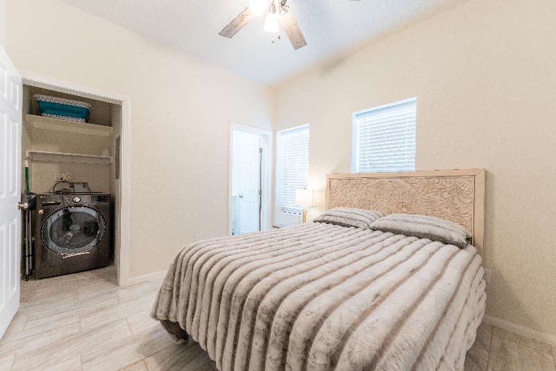 Building Photo - 1219 Manuel Ortiz Ave