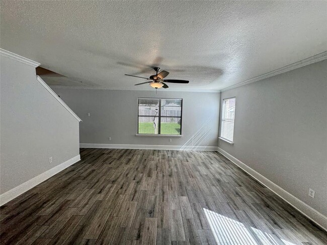 Building Photo - 21355 Claretfield Ct