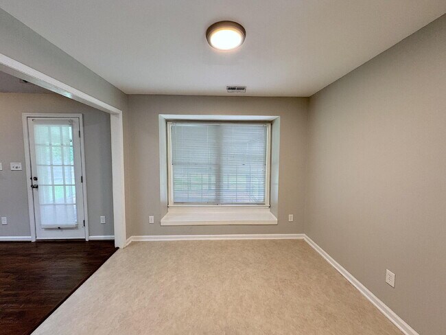 Building Photo - Gorgeous Ranch Style Home in Garner!