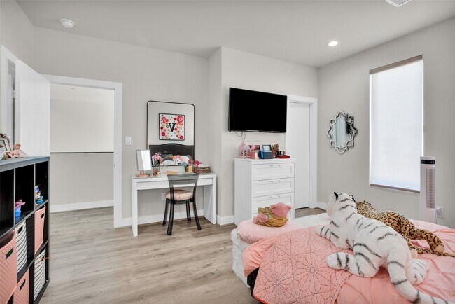 Building Photo - 2209 Padron Pl