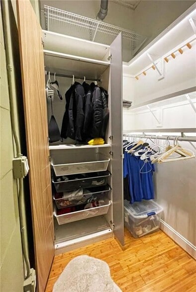 Building Photo - 123 Luckie St NW