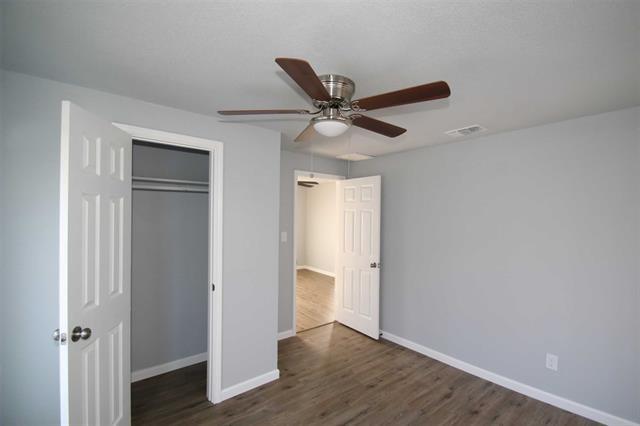 Building Photo - 1307 Joslin St
