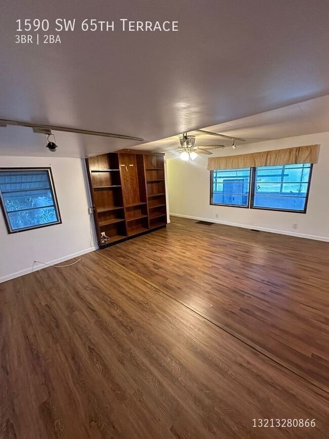 Building Photo - 1590 SW 65th Terrace